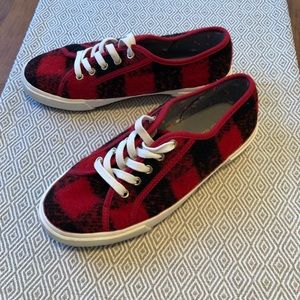 Old Navy Buffalo Plaid sneakers
